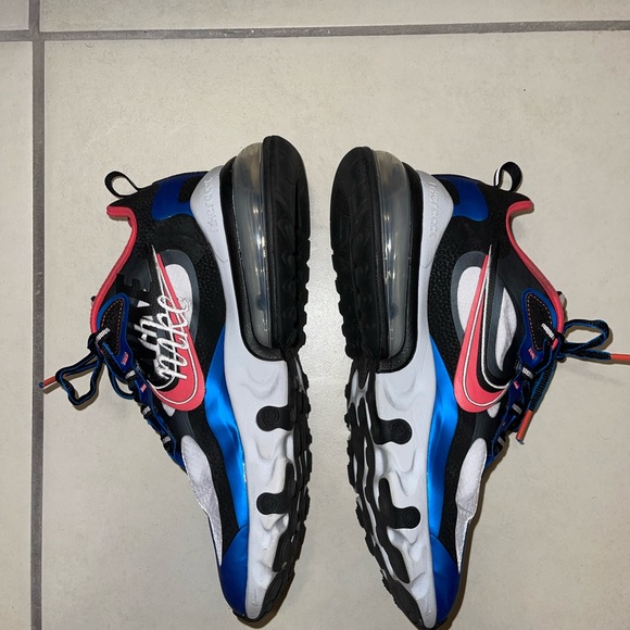 Nike Air Max 270 React - Picture 4 of 6